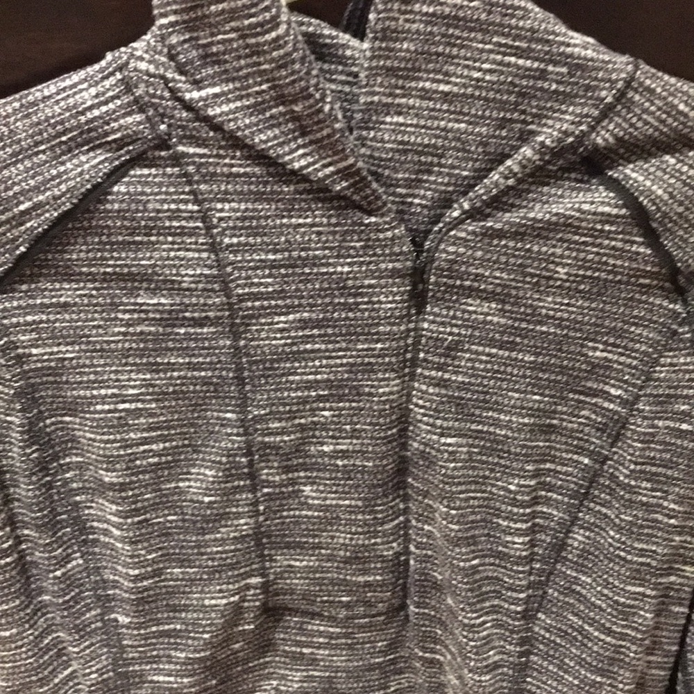 Lululemon Pullover - image 2